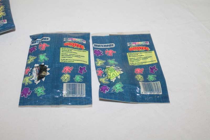 8 Sealed Packets Monsters in your Pocket