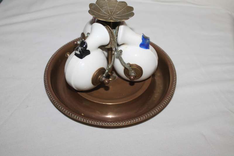 Inkwell 3 snail holders
