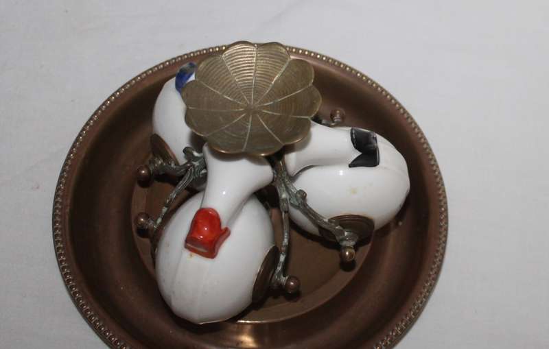 Inkwell 3 snail holders