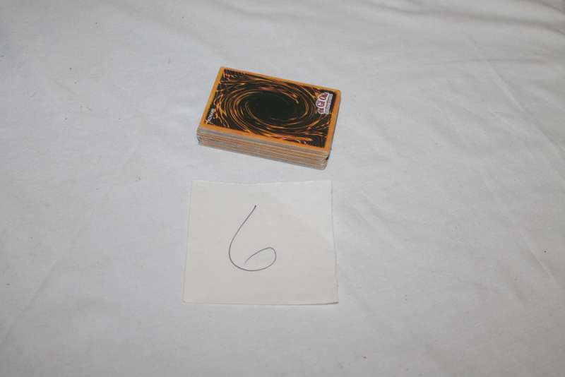 40 Yu Gi Oh Cards No 6