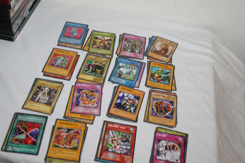 40 Yu Gi Oh Cards No 6