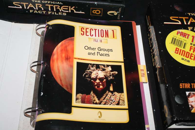 Star Trek Fact files 5 Files.
