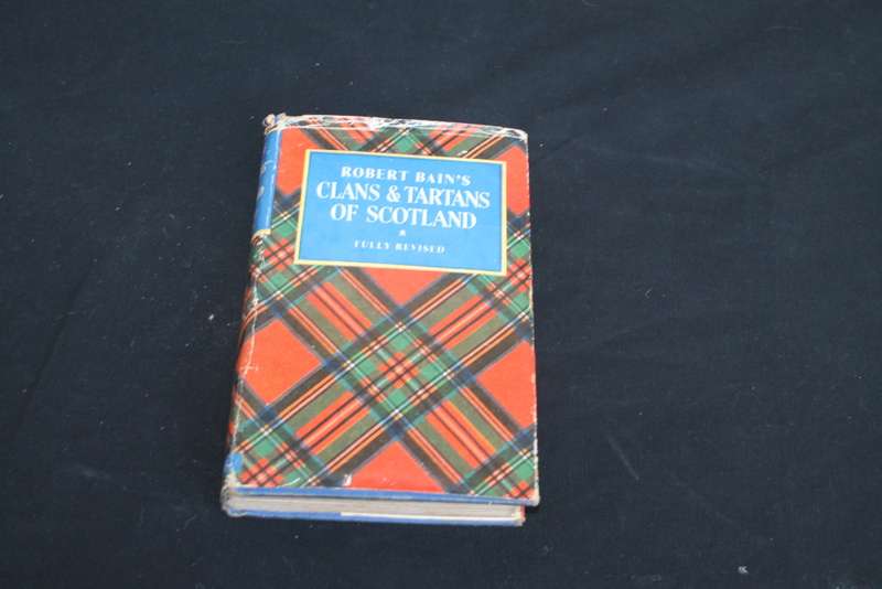 Clans & Tartans of Scotland