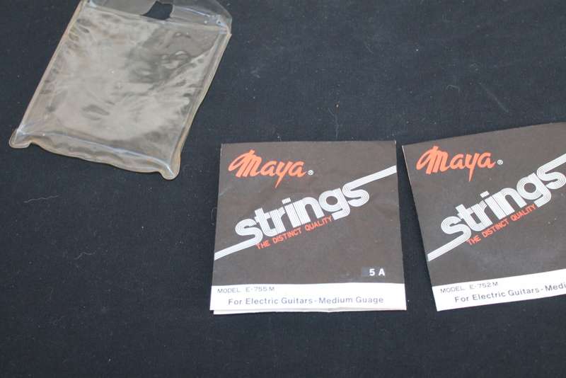 3 Maya Stings for Electric Guitars