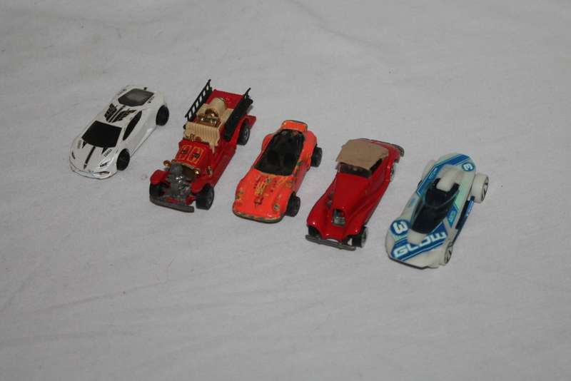 12 Assorted Hot Wheels