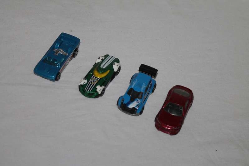 12 Assorted Hot Wheels