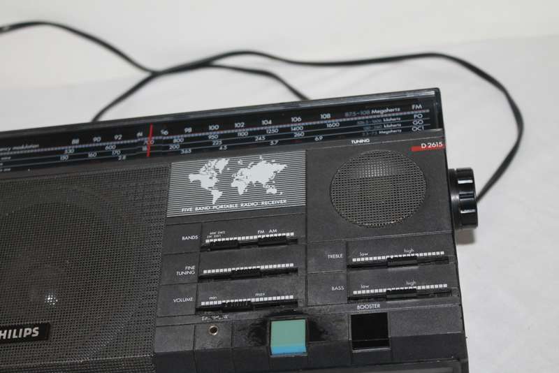 Phillips D 2615 Portable Radio