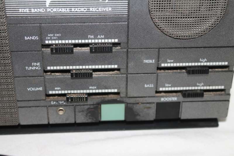 Phillips D 2615 Portable Radio