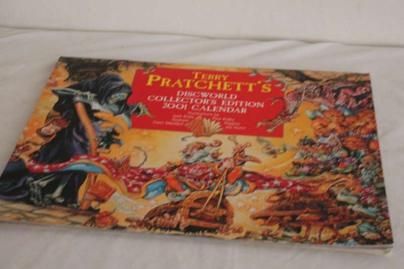 Terry Pratchett`s Discworld 2001 Collector`s Edition Calendar