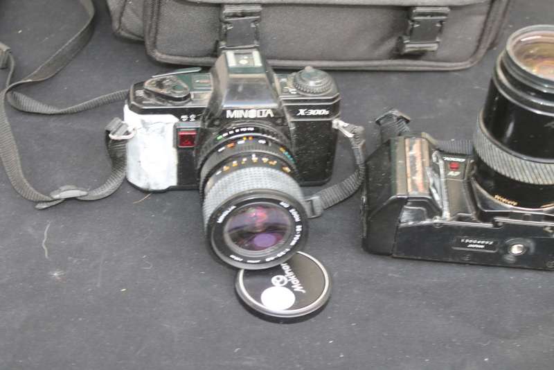 2 Minolta Film Cameras plus Bag Spares or repairs