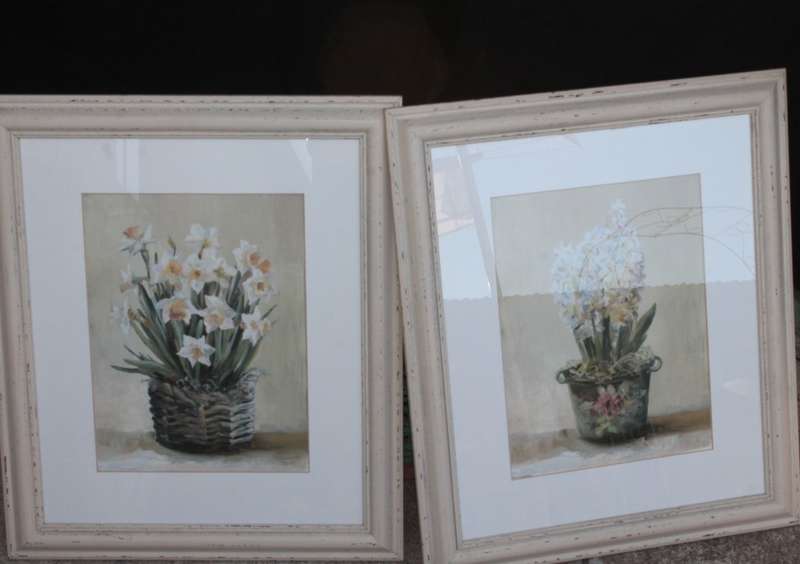 2 Framed Pictures behind Glass
