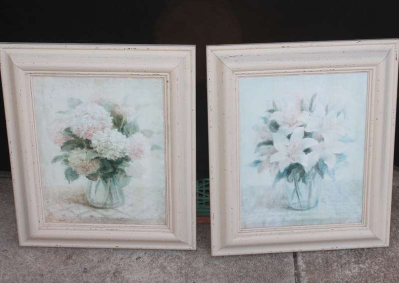 2 Framed Pictures