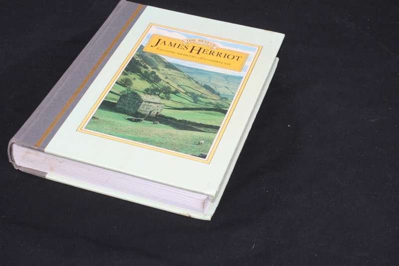 James Herriot The Best of Favourite  memories of a Country Vet