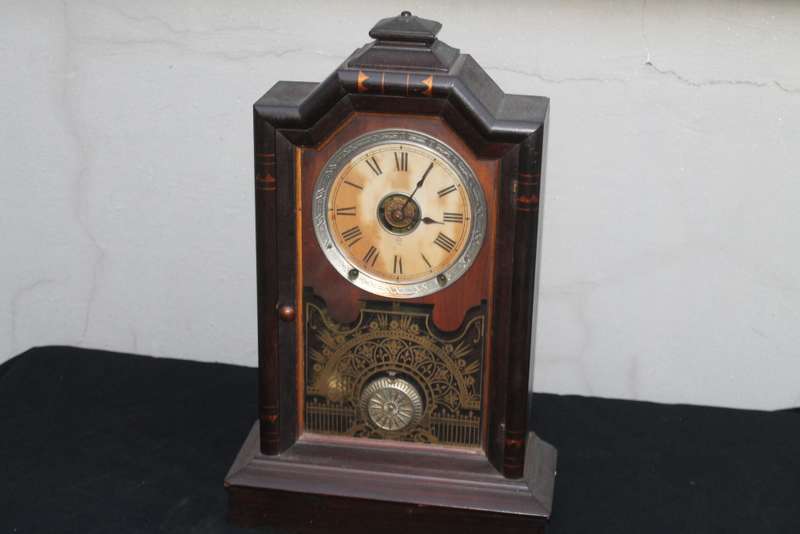 Mantle Clock