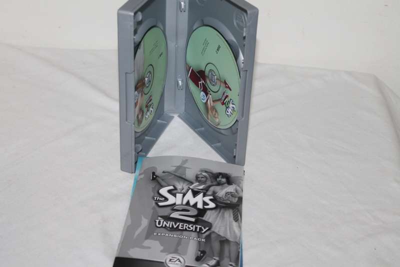 Sims 2 University Expansion Pack