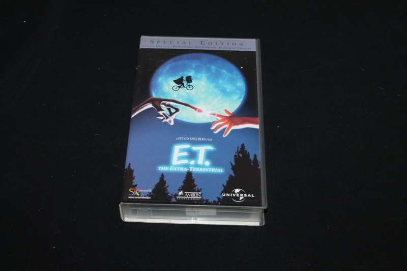 E T VHS