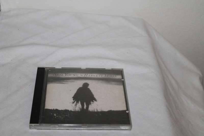 Neil Young Harvest Moon