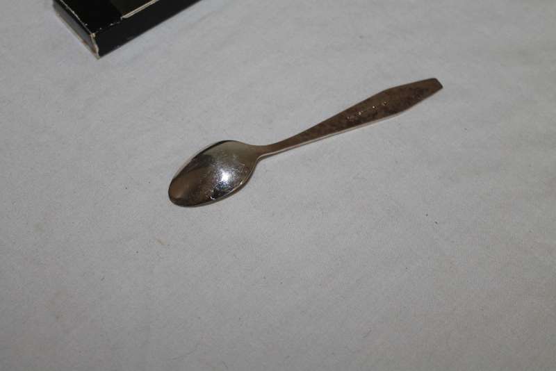 Royal Albert Boxed Cake spoon February