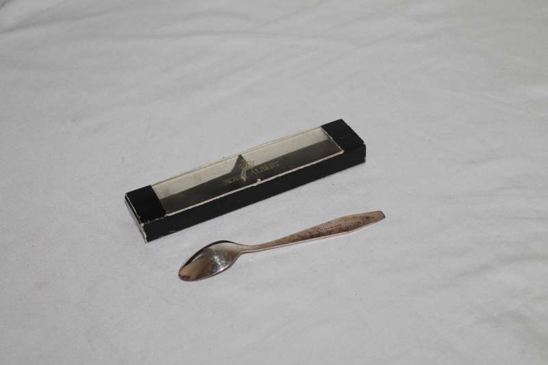 Royal Albert Boxed Cake spoon February