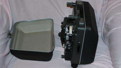 Raynox Dual 8 Projector