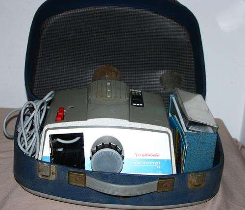 Zettomat II Slide Projector