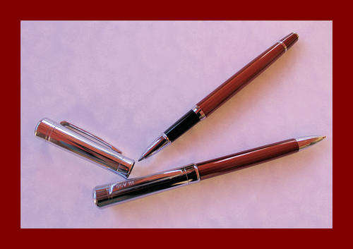 CROSS BILL BLASS PEN SET  - NEW OLD STOCK