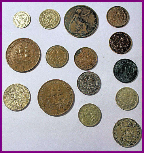 VARIETY OF COINS - SEE PICTURE