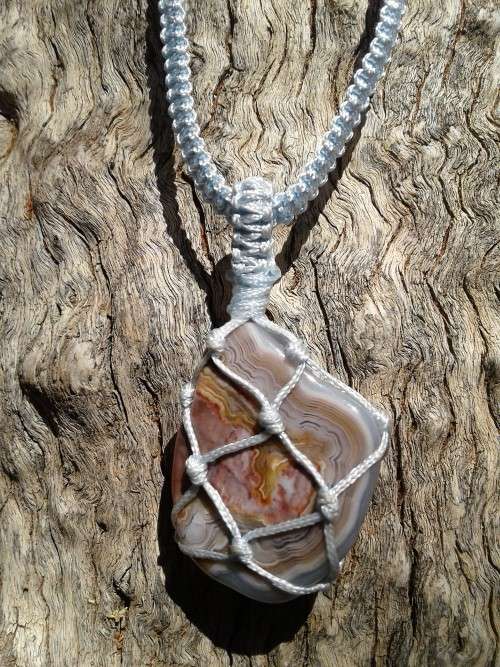 Crazy Lace Agate Macramè Necklace