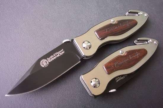 Smith & Wesson survival knife AT-6,440,57HRC,220g,impactor,titanium coating rescue knife