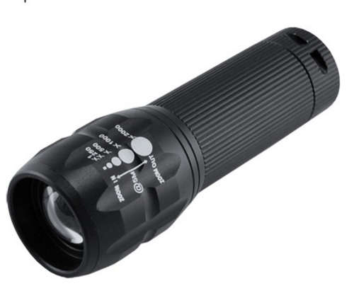 LED Flashlight with belt pouch, 3 modes with Zoom - 3 on Auction