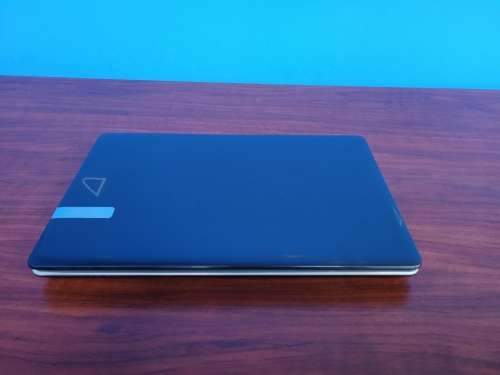 Acer Travelmate 253-M | No charger, dead battery