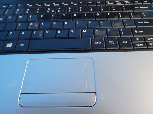 Acer Travelmate 253-M | No charger, dead battery