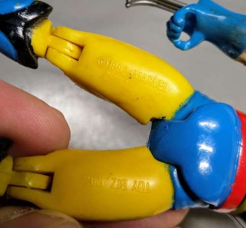 1992 TOYBIZ - MARVEL UNCANNY X-MEN - WOLVERINE 13CM