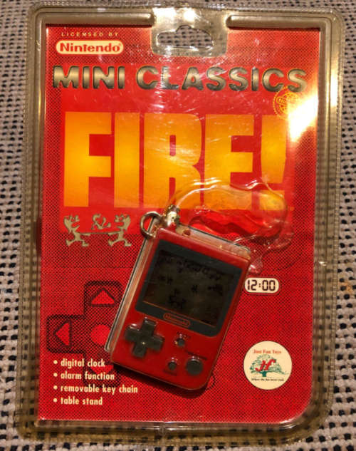 NINTENDO 1998 STADLBAUER - SEALED GAME AND WATCH FIRE MINI CLASSICS