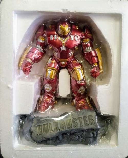MONOGRAM - AGE OF ULTRON - RESIN HULKBUSTER PAPER WEIGHT 20CM - HEAVY