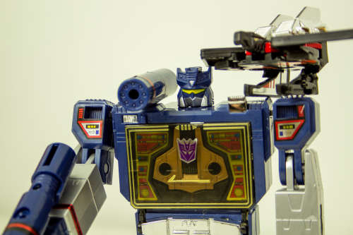 2009 SDCC San Diego Comic-Con Exclusive 25th Anniversary Transformer Figure Soundwave 18cm!