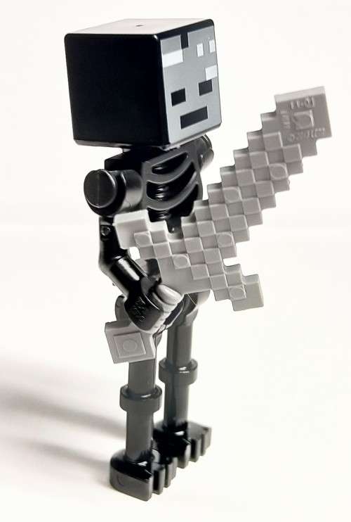 LEGO - Minecraft- Nether Whither Skeleton - with Sword acc