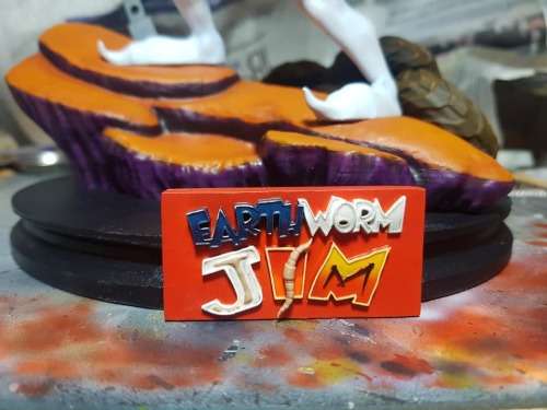 2012 MEZCO - EARTHWORM JIM - ACTION FIGURE - EXTREMELY RARE - SEALED