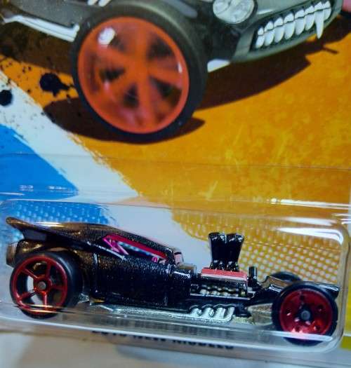 2010 HOT WHEELS / HOTWHEELS - DIE CAST - FANGULA - SEALED
