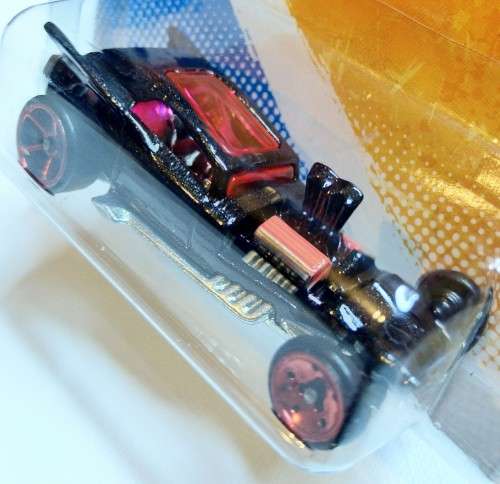 2010 HOT WHEELS / HOTWHEELS - DIE CAST - FANGULA - SEALED