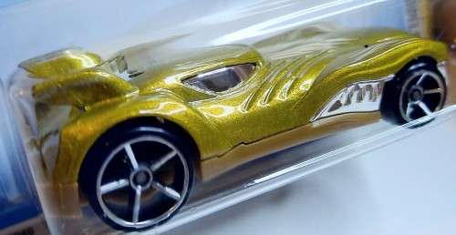 2010 HOT WHEELS / HOTWHEELS - DIE CAST - HOWLIN HEAT - SEALED