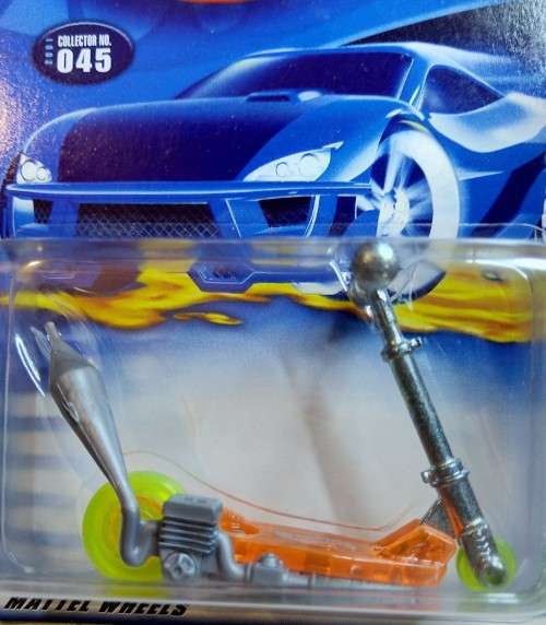 2001 HOT WHEELS / HOTWHEELS - DIE CAST - MO`SCOOT 1ST EDITION - SEALED
