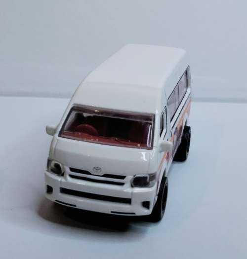 Majorette - Die Cast Cars - Ltd Edition - Tuned Up - Toyota Hiace -  AventurAce