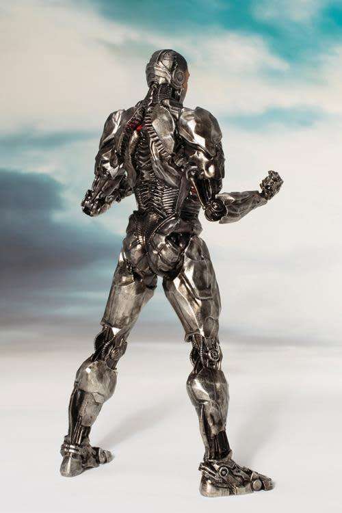 Kotobukiya - Justice League - Cyborg Statue 19.5cm