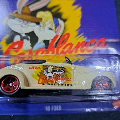 HOTWHEELS / HOT WHEELS - Warner Bros 100th Celebrations - Looney Tunes Casablanca Ford