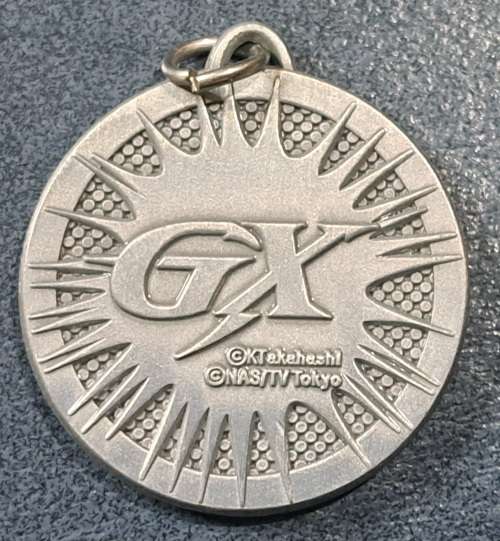 YU-GI-OH GX - MEDALS AND MINI FIGURES LOT