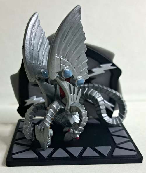 YU-GI-OH GX - MEDALS AND MINI FIGURES LOT