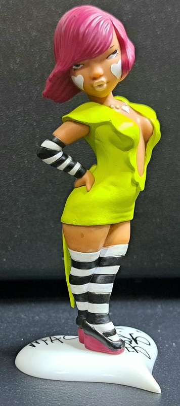 Rare FAFI X MAC Cosmetics Ermine Doll Girl Art Action Figure Medicom Toy Fafinette 10cm