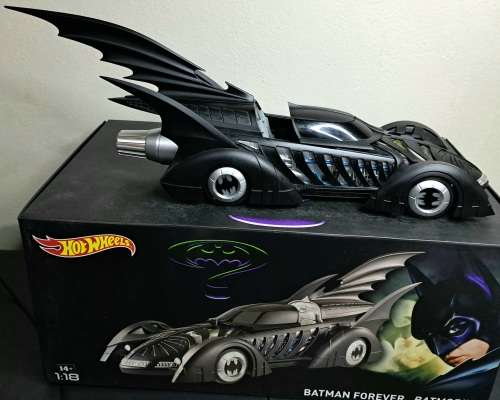2014 Hot Wheels Limited Edition Batmobile 1:18 scale - Batman Forever