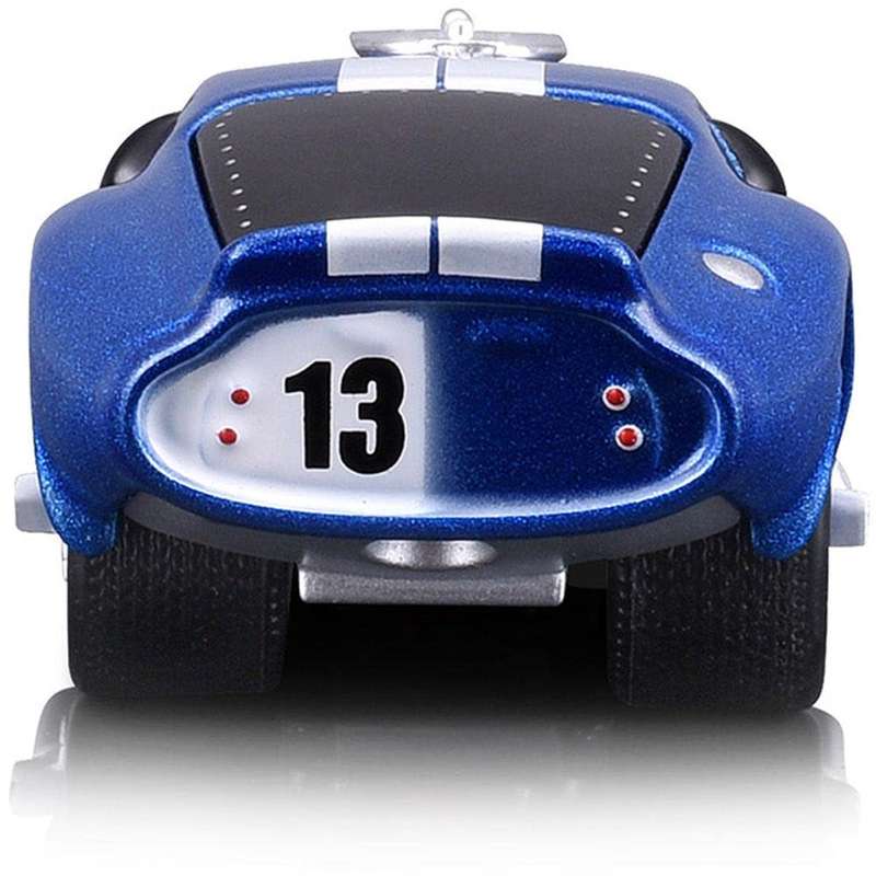 Muscle Machines - 1965 Shelby Daytona Coupe plus display stand